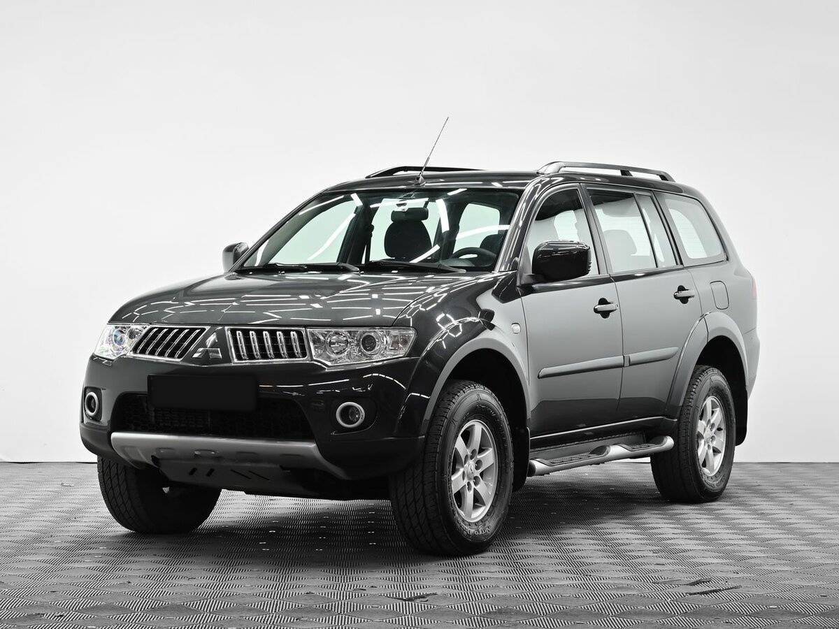 Mitsubishi Pajero Sport с пробегом — 2012 год. Посмотреть фото