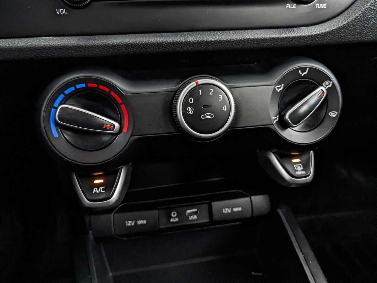 Kia Rio с пробегом — 2020 год. Фото: #19