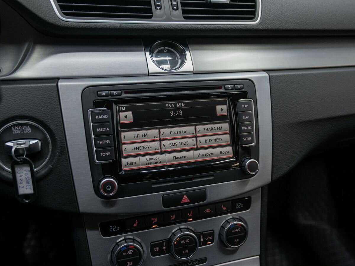 Volkswagen Passat CC с пробегом — 2012 год. Фото: #21