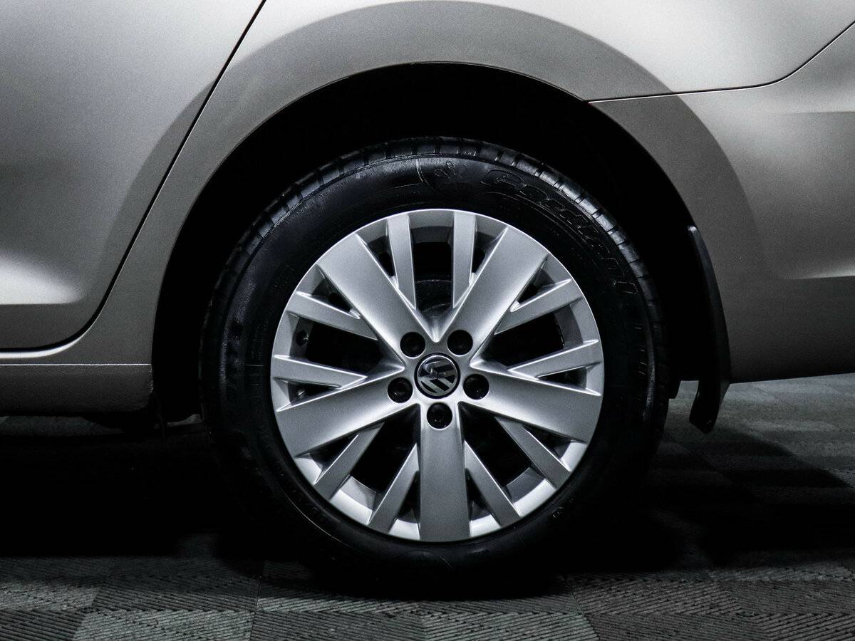 Volkswagen Polo с пробегом — 2021 год. Фото: #11