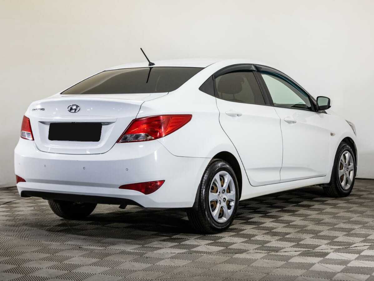 Hyundai Solaris с пробегом — 2016 год. Фото: #4