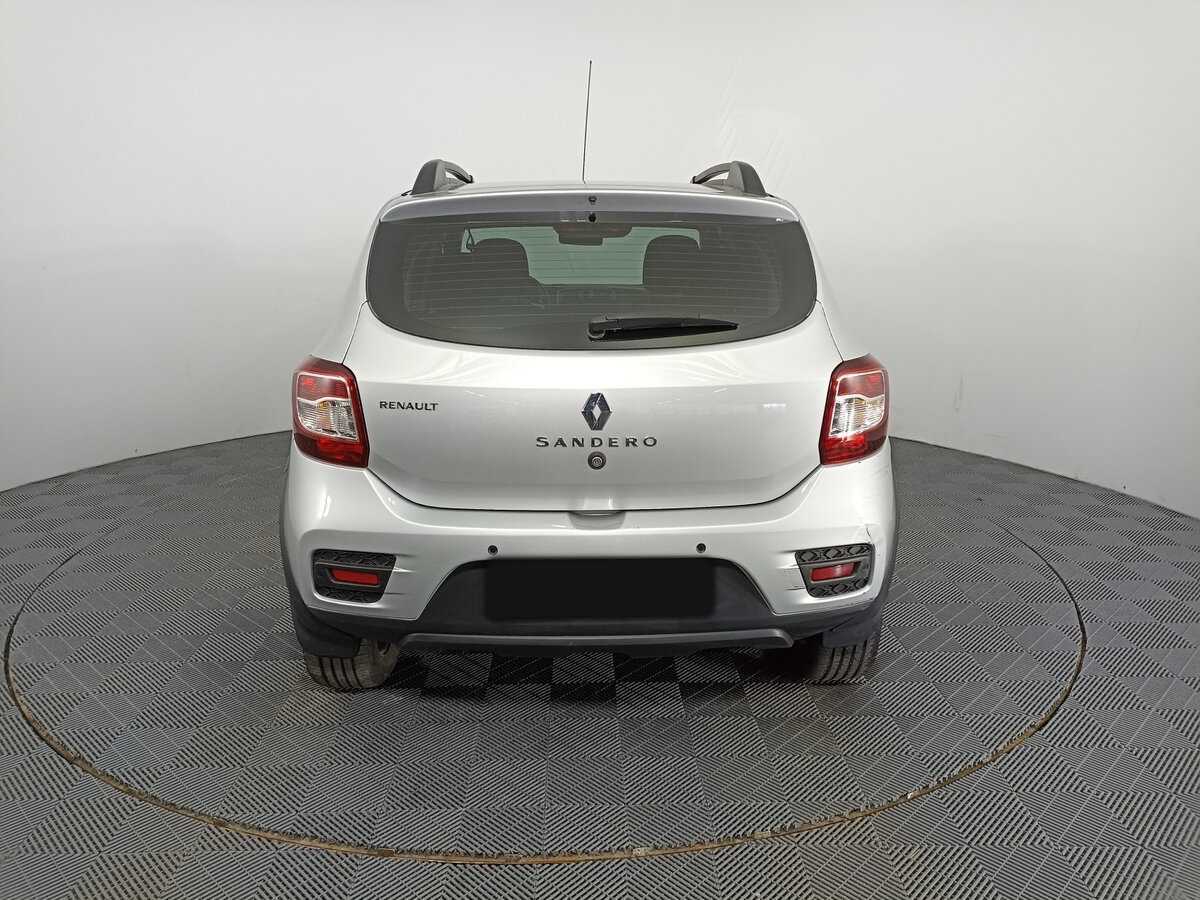 Renault Sandero с пробегом — 2019 год. Фото: #5