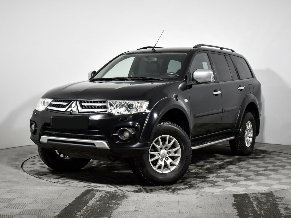 Mitsubishi Pajero Sport с пробегом — 2013 год. Посмотреть фото