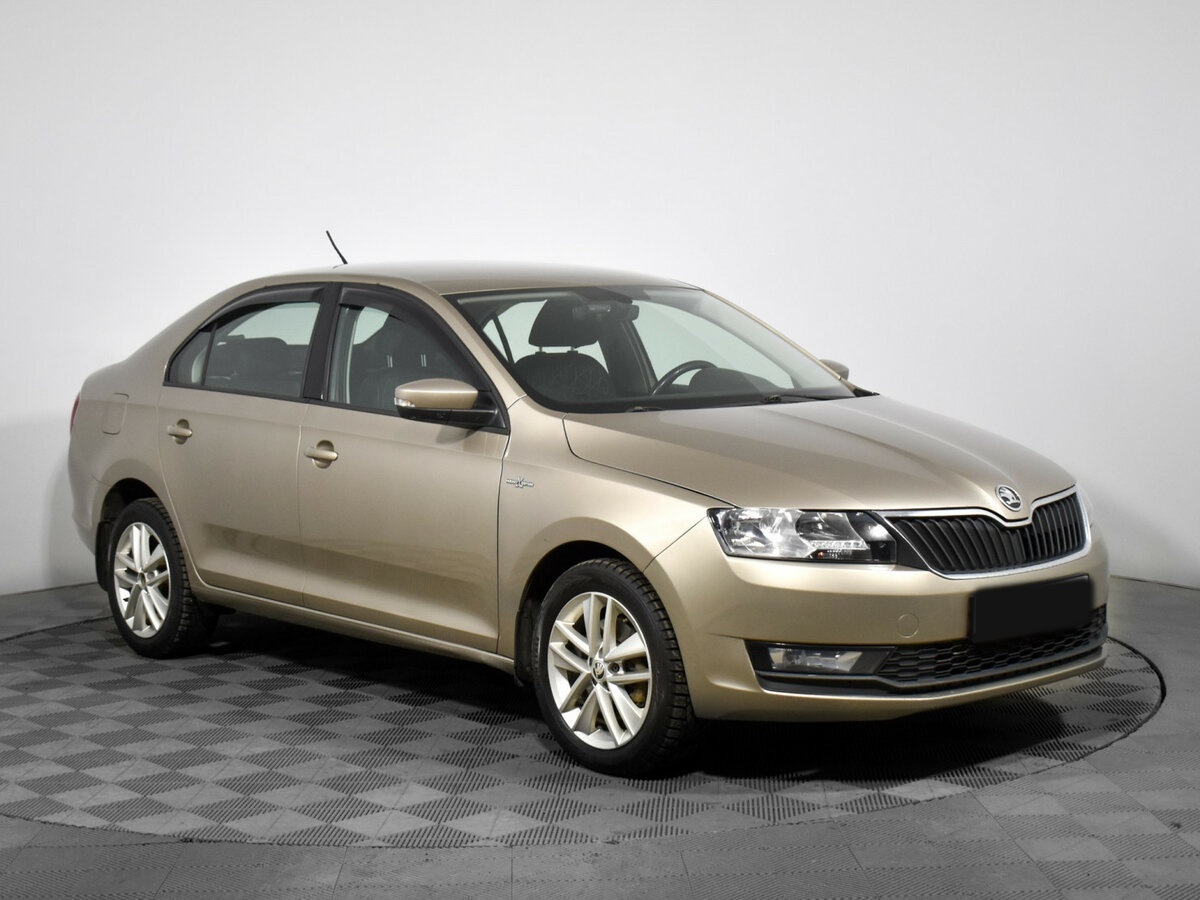 Skoda Rapid с пробегом — 2019 год. Фото: #2
