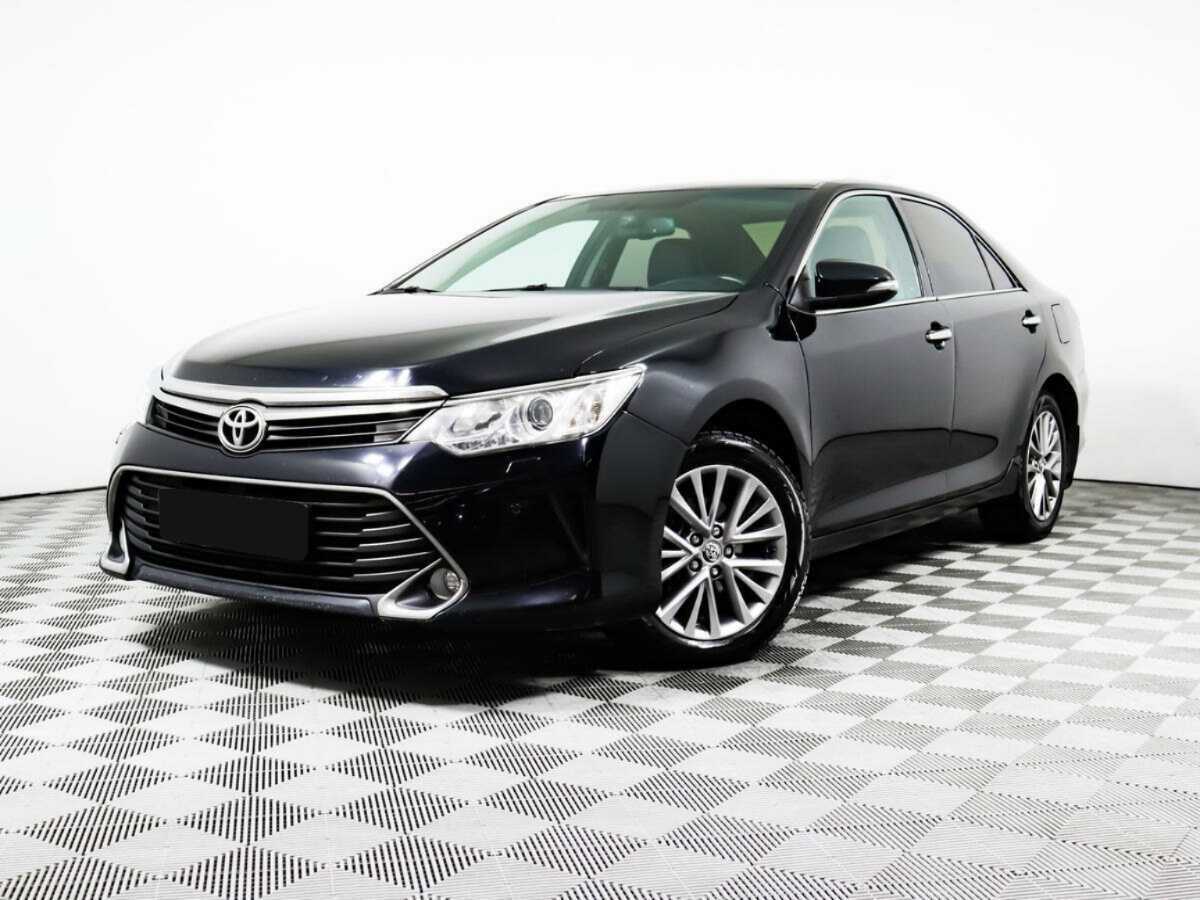Toyota Camry с пробегом — 2015 год. Фото: #0
