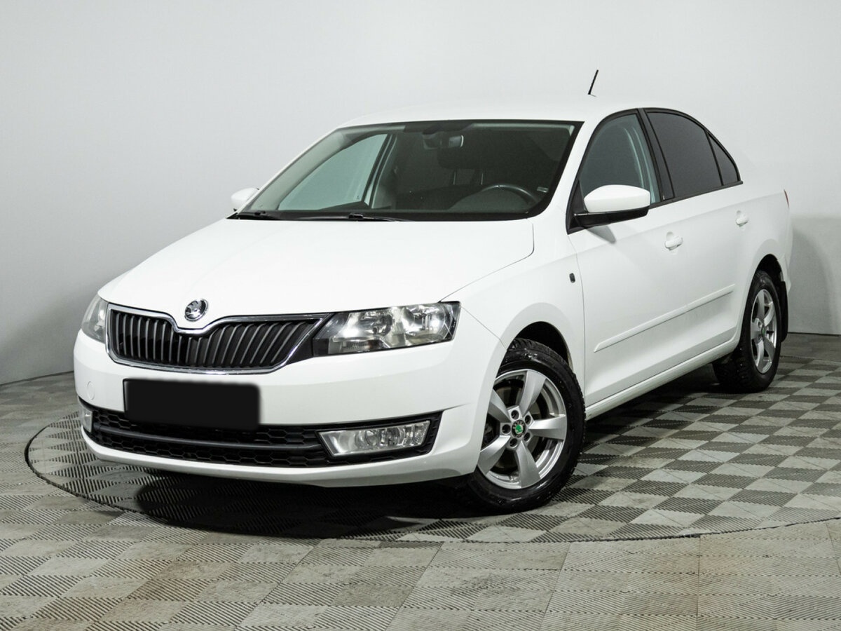 Skoda Rapid с пробегом — 2016 год. Посмотреть фото