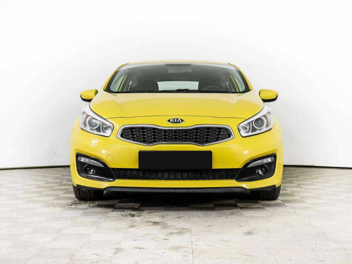 Kia Ceed с пробегом — 2015 год. Фото: #1