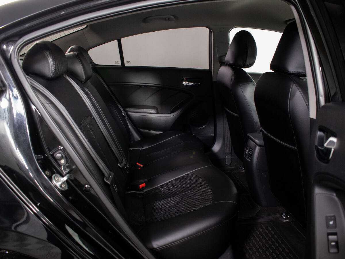 Kia Cerato с пробегом — 2019 год. Фото: #9