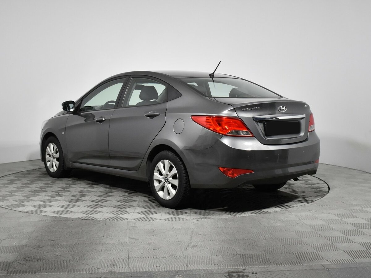 Hyundai Solaris с пробегом — 2016 год. Фото: #6