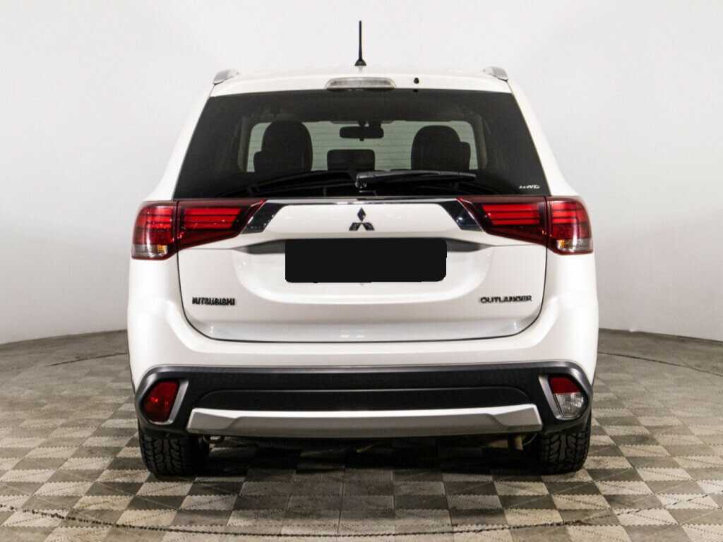Mitsubishi Outlander с пробегом — 2016 год. Фото: #5