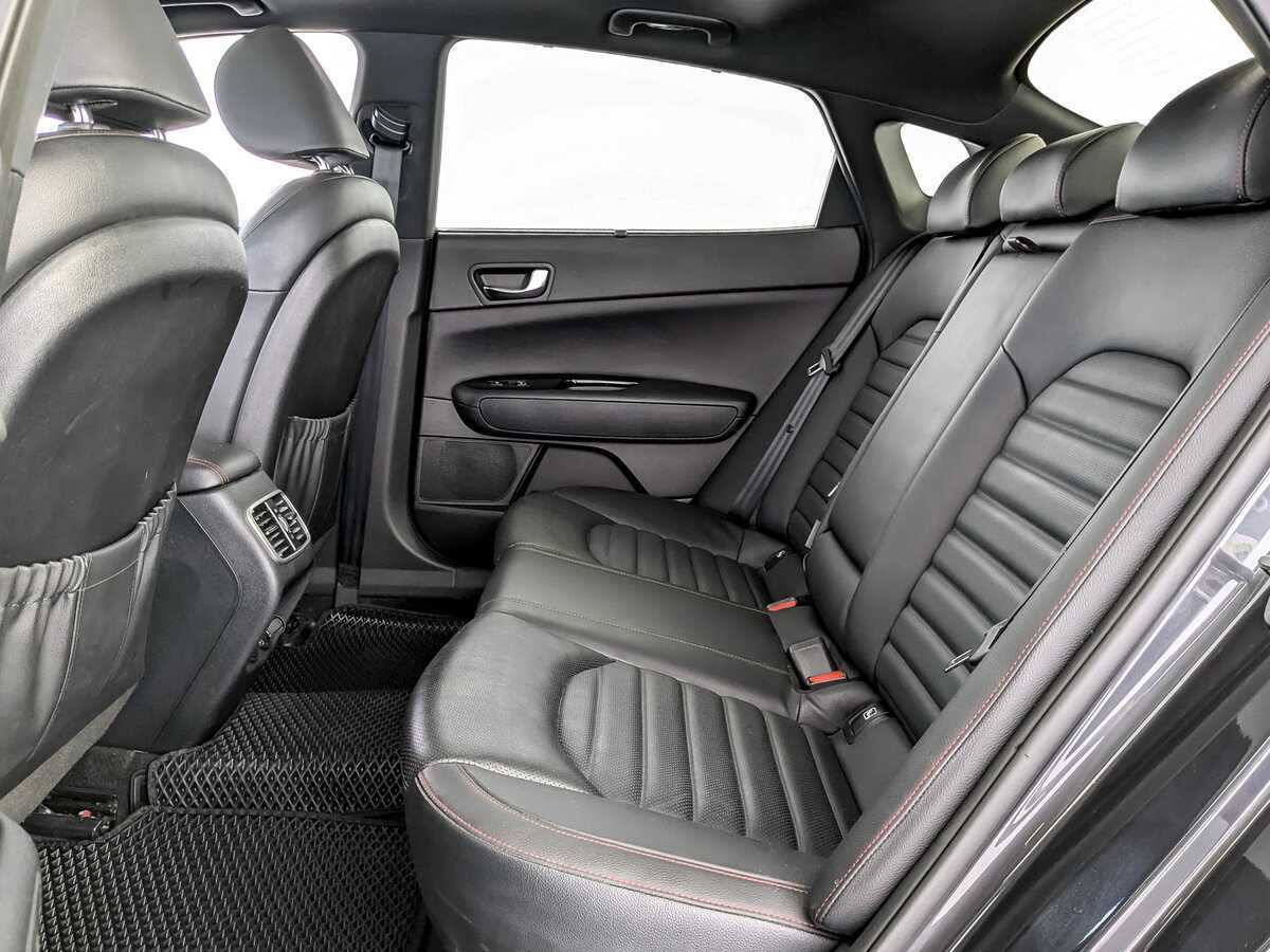 Kia Optima с пробегом — 2018 год. Фото: #11