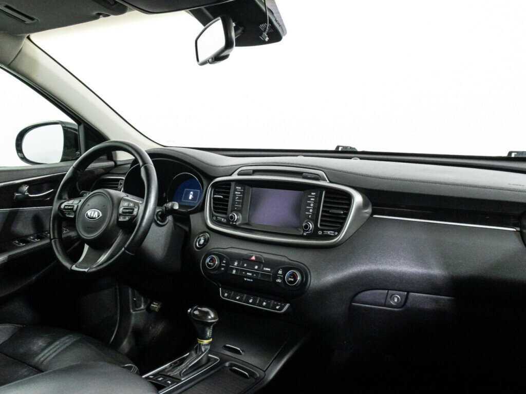Kia Sorento с пробегом — 2016 год. Фото: #8