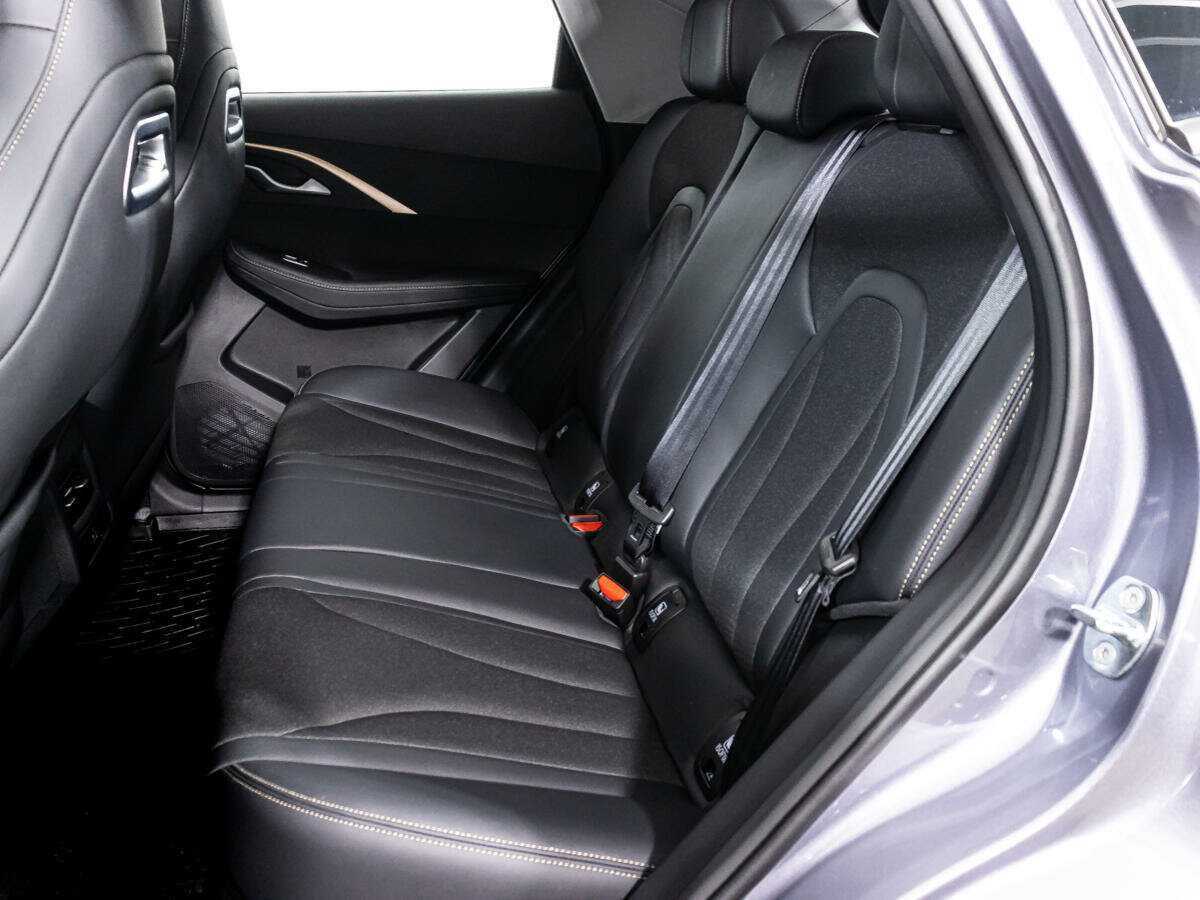 OMODA C5 с пробегом — 2024 год. Фото: #9