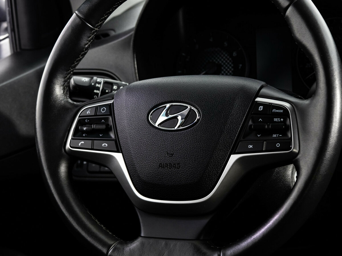 Hyundai Solaris с пробегом — 2021 год. Фото: #8