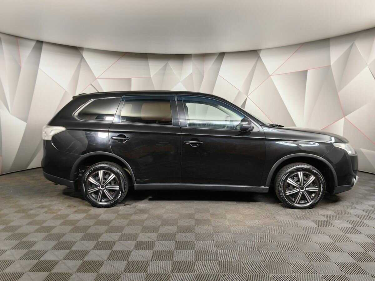 Mitsubishi Outlander с пробегом — 2014 год. Фото: #5