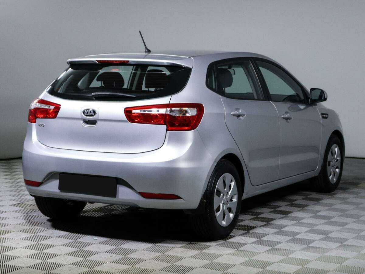 Kia Rio с пробегом — 2013 год. Фото: #4