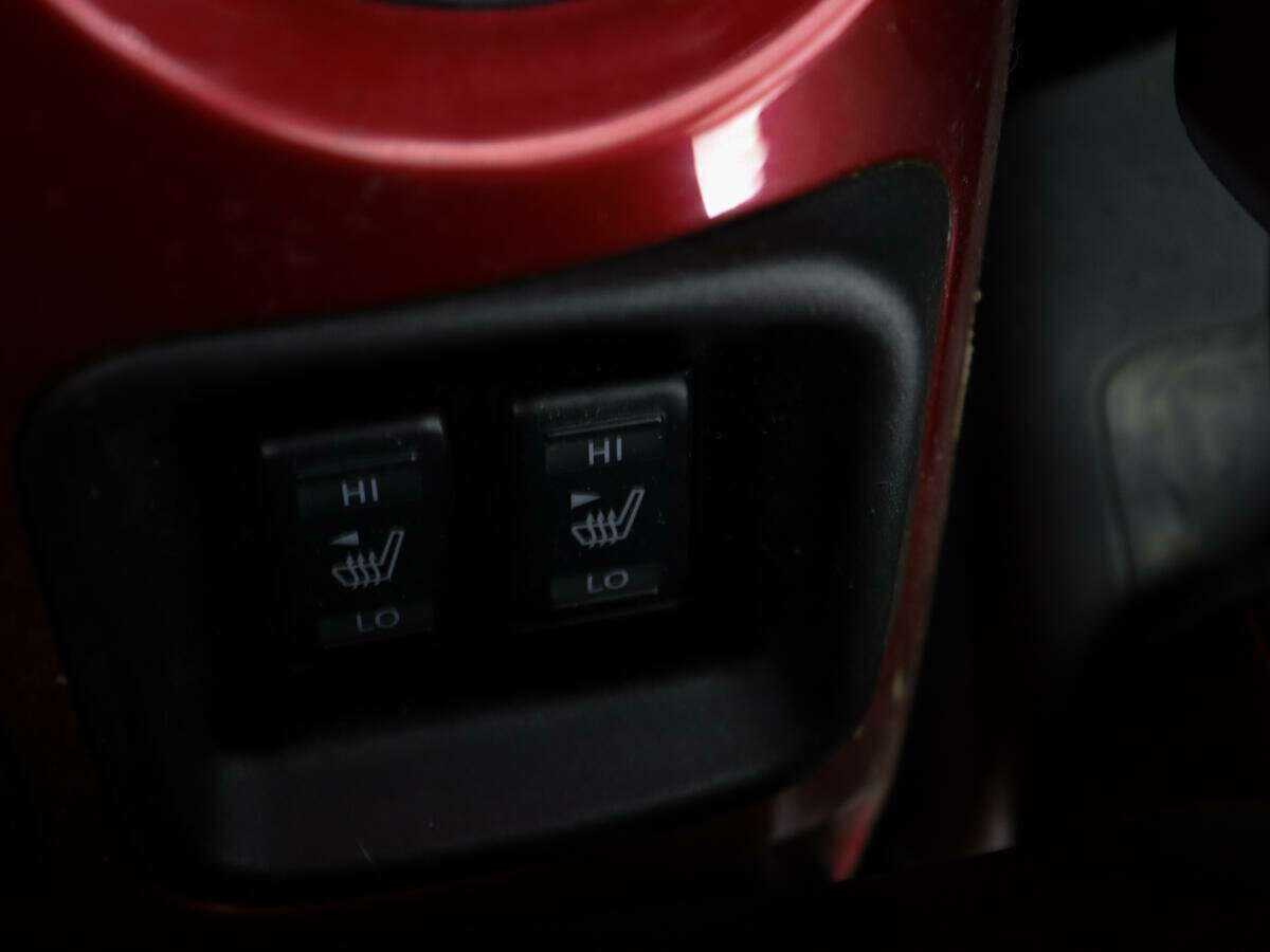 Nissan Juke с пробегом — 2012 год. Фото: #16