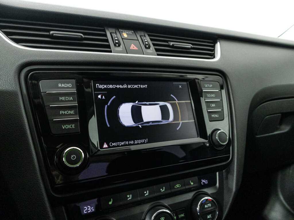 Skoda Octavia с пробегом — 2015 год. Фото: #15