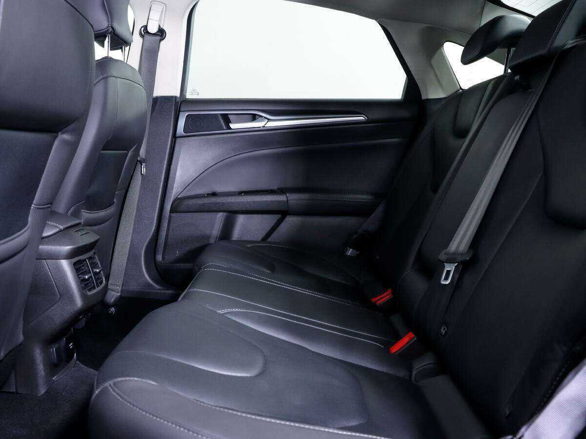 Ford Mondeo с пробегом — 2019 год. Фото: #10