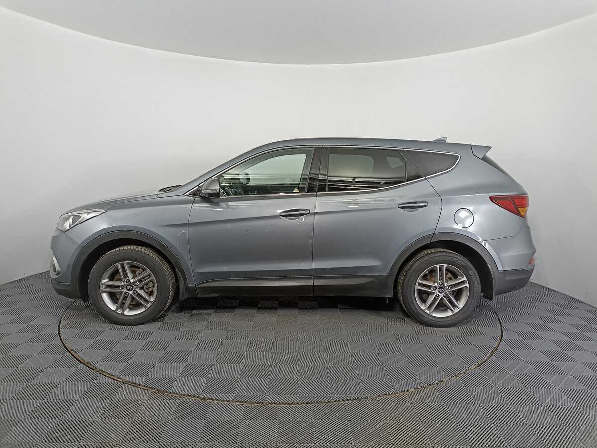 Hyundai Santa Fe с пробегом — 2018 год. Фото: #7