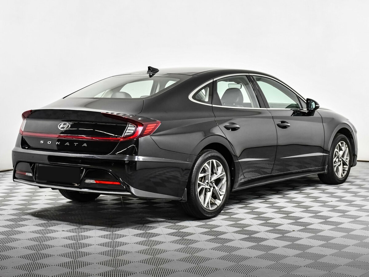 Hyundai Sonata с пробегом — 2021 год. Фото: #3