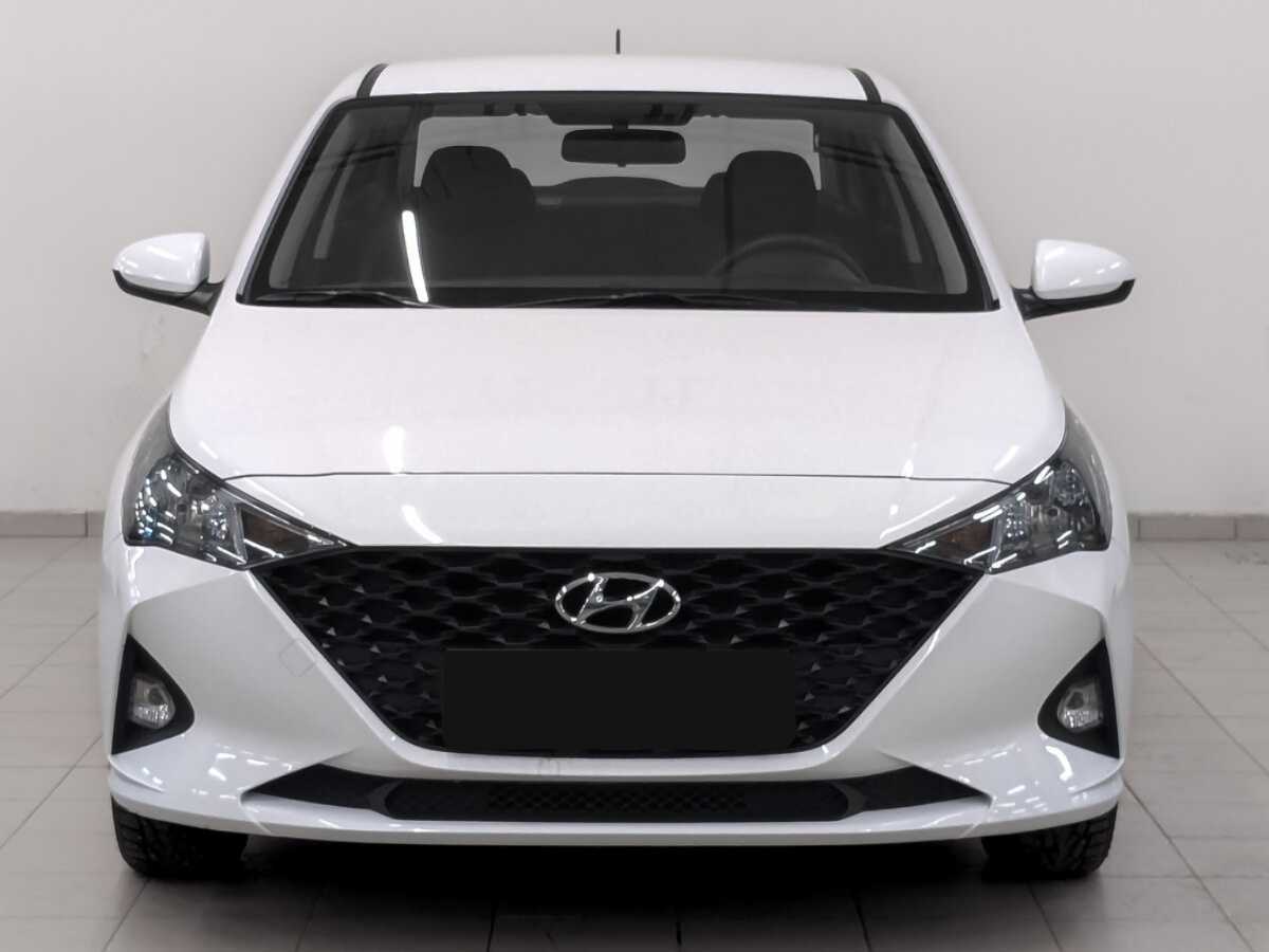 Hyundai Solaris с пробегом — 2021 год. Фото: #1