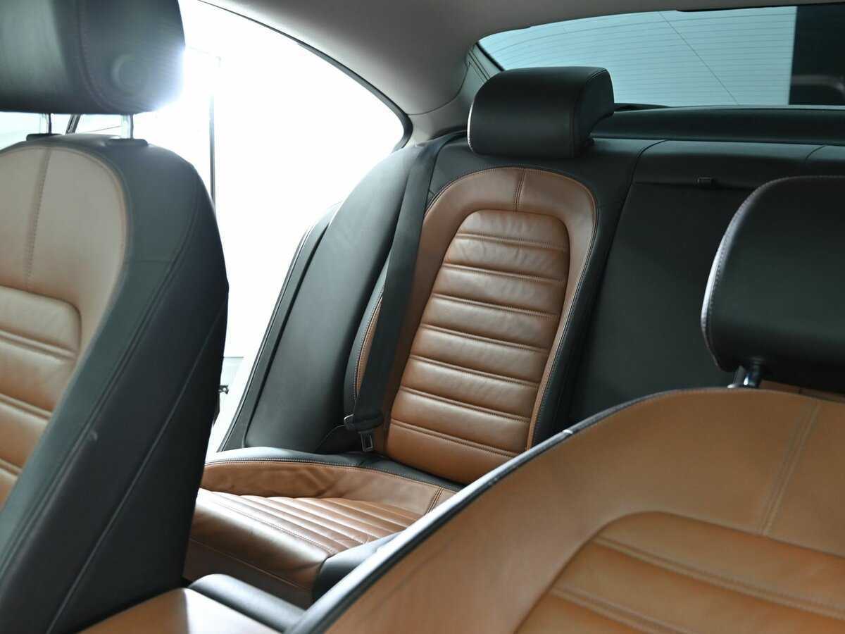 Volkswagen Passat CC с пробегом — 2013 год. Фото: #13