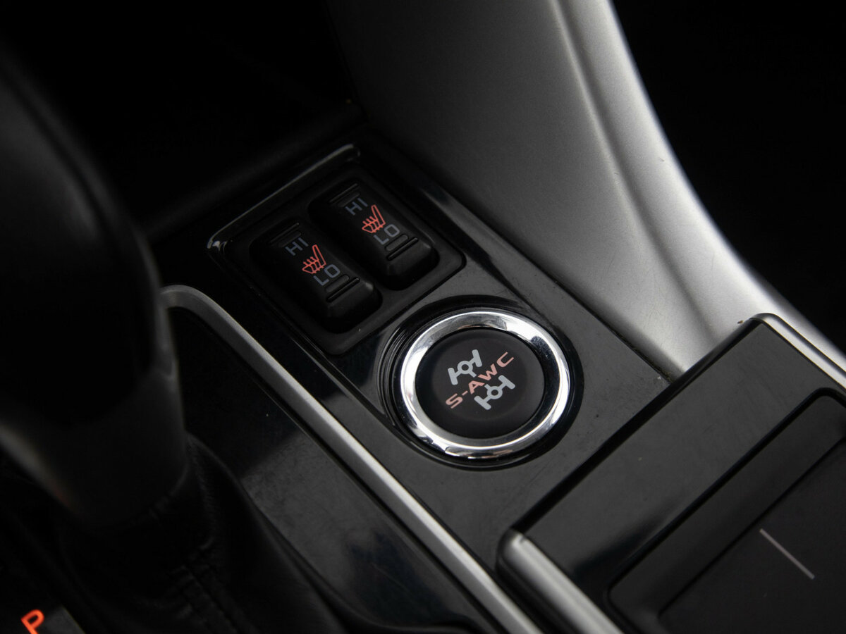 Mitsubishi Eclipse Cross с пробегом — 2019 год. Фото: #14