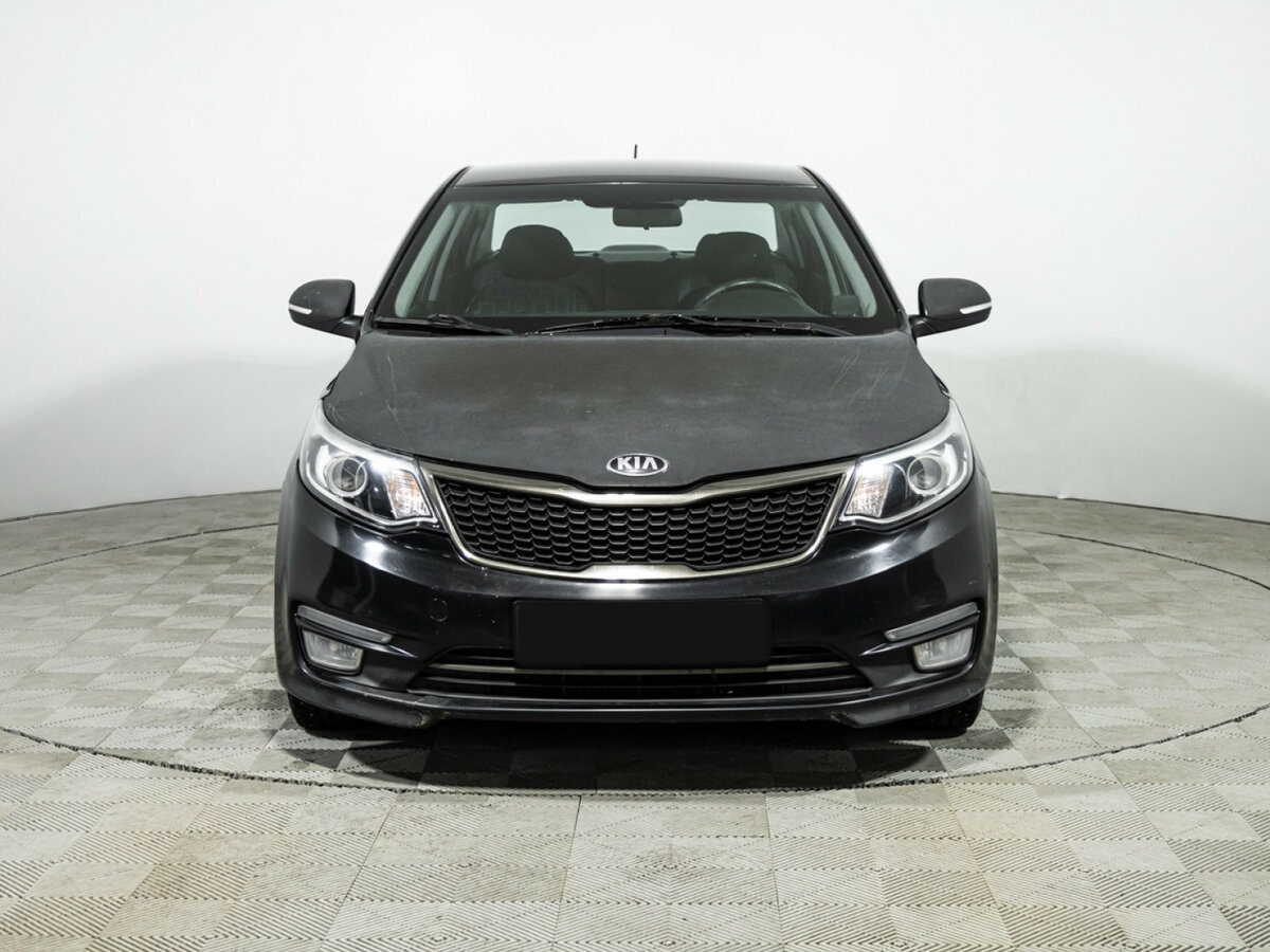Kia Rio с пробегом — 2016 год. Фото: #1