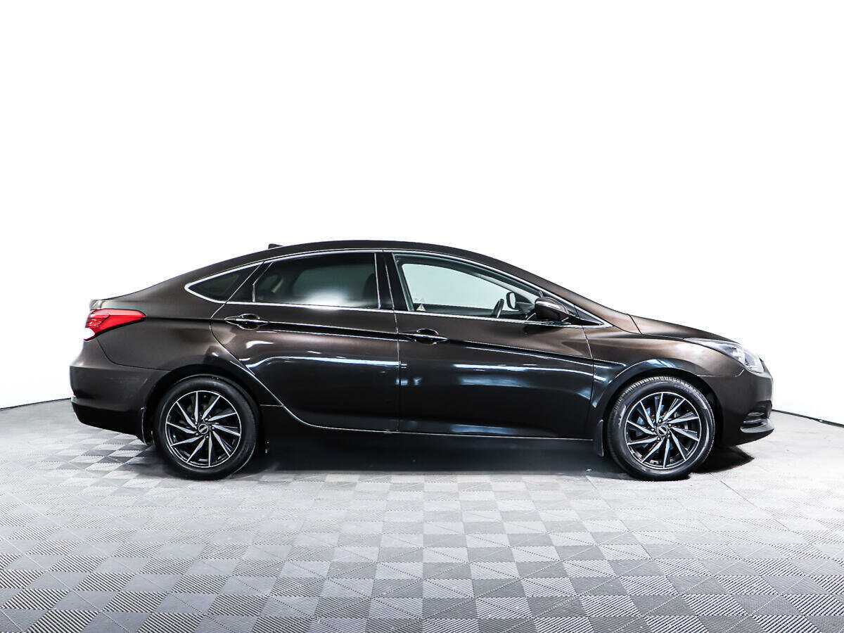 Hyundai i40 с пробегом — 2015 год. Фото: #3