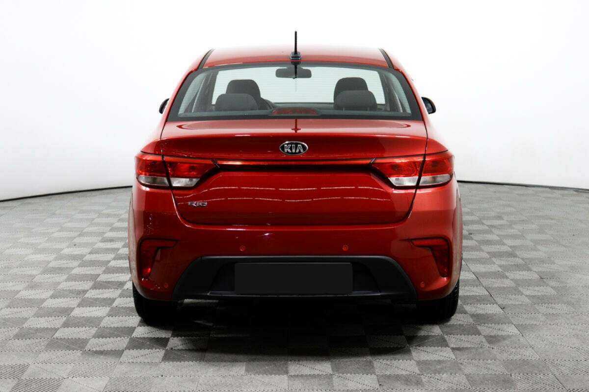 Kia Rio с пробегом — 2018 год. Фото: #5
