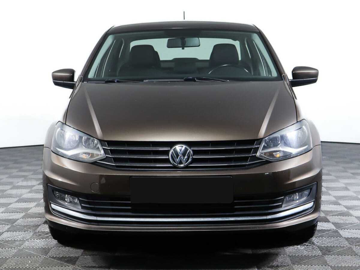 Volkswagen Polo с пробегом — 2016 год. Фото: #1