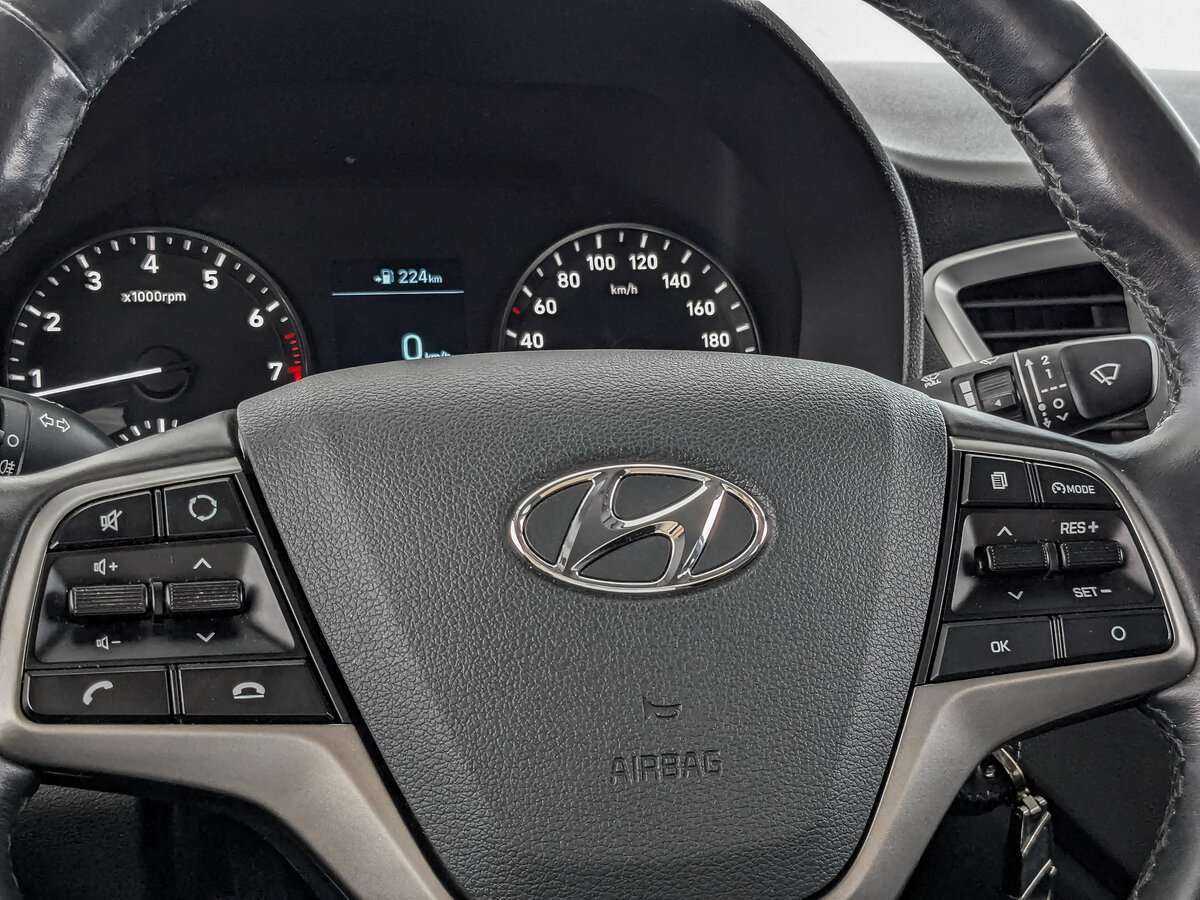 Hyundai Solaris с пробегом — 2020 год. Фото: #21