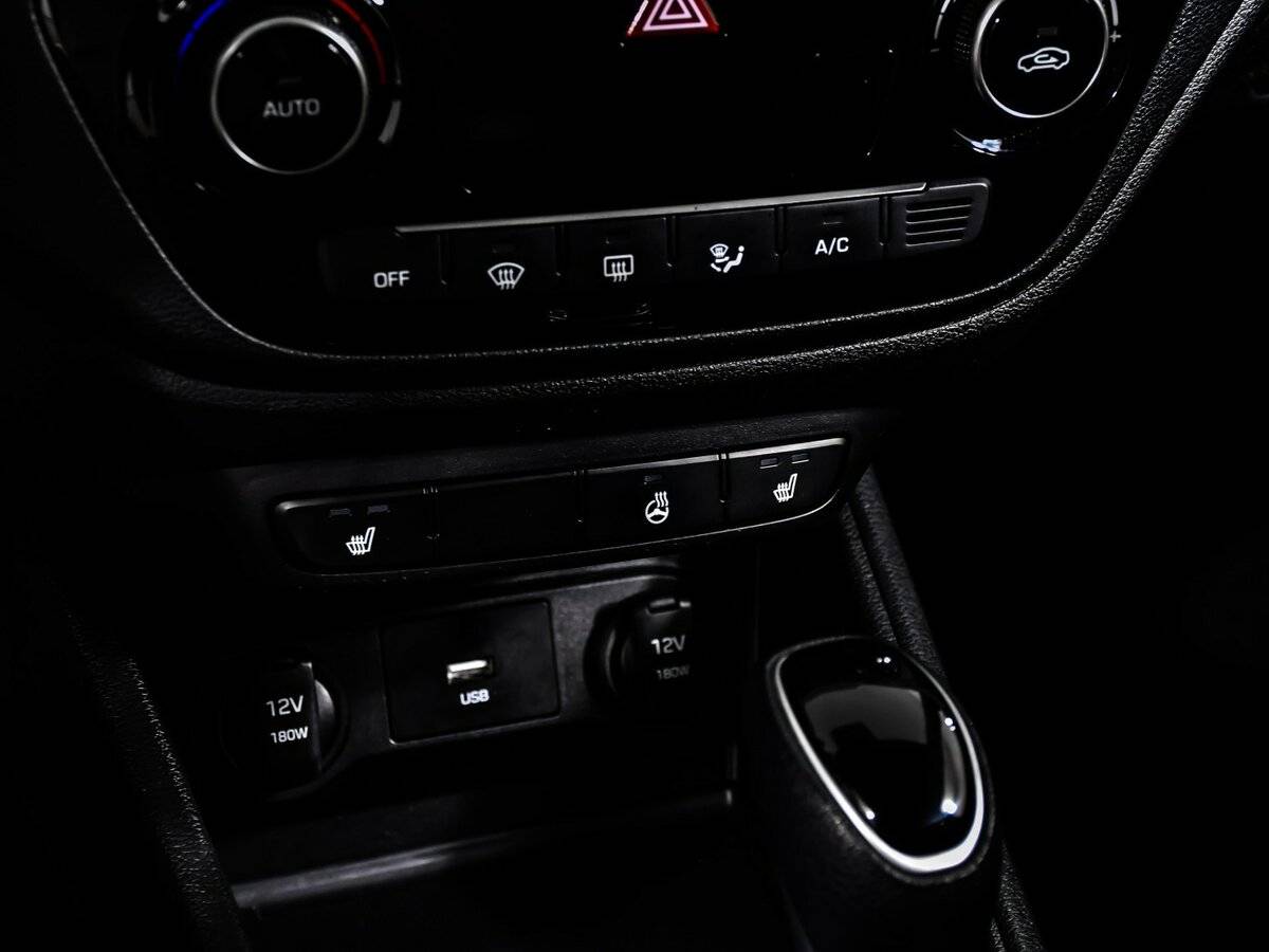 Hyundai Solaris с пробегом — 2020 год. Фото: #13