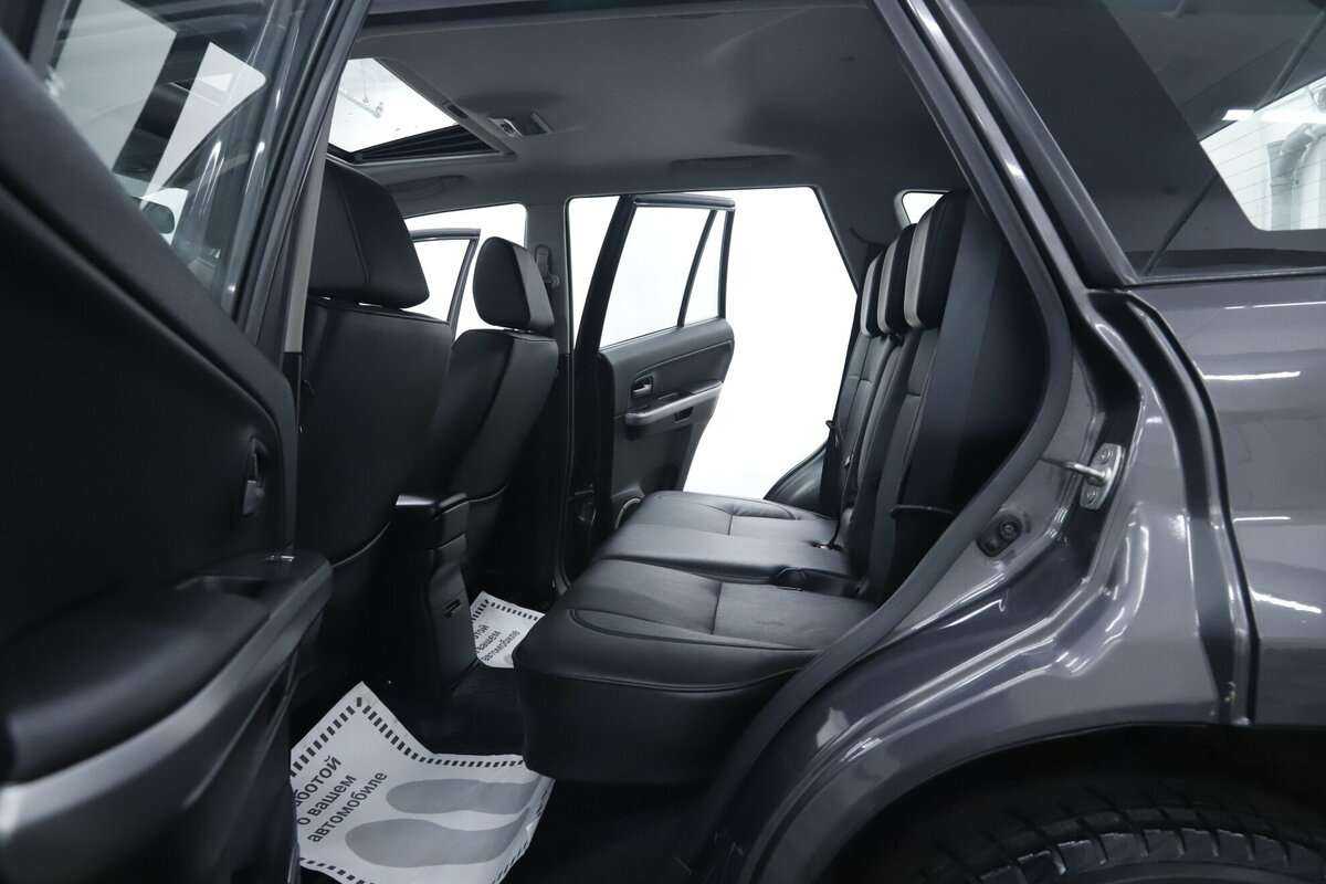 Suzuki Grand Vitara с пробегом — 2012 год. Фото: #18