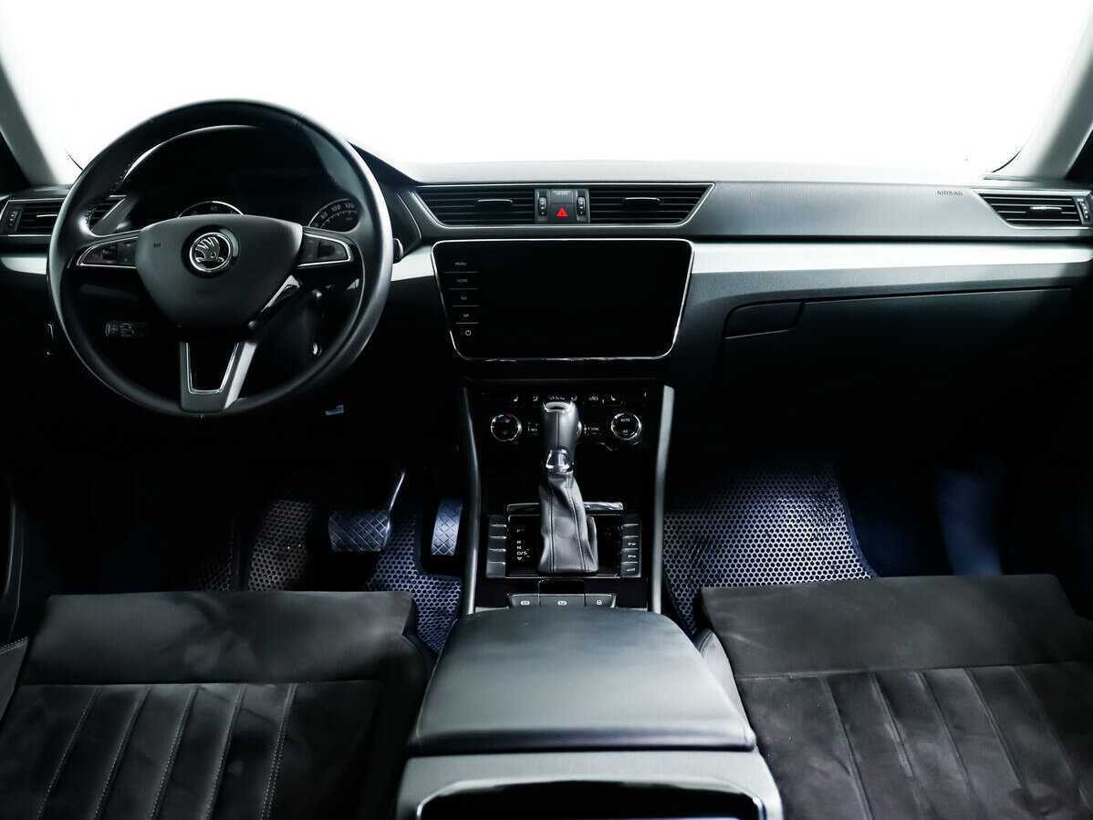Skoda Superb с пробегом — 2017 год. Фото: #8
