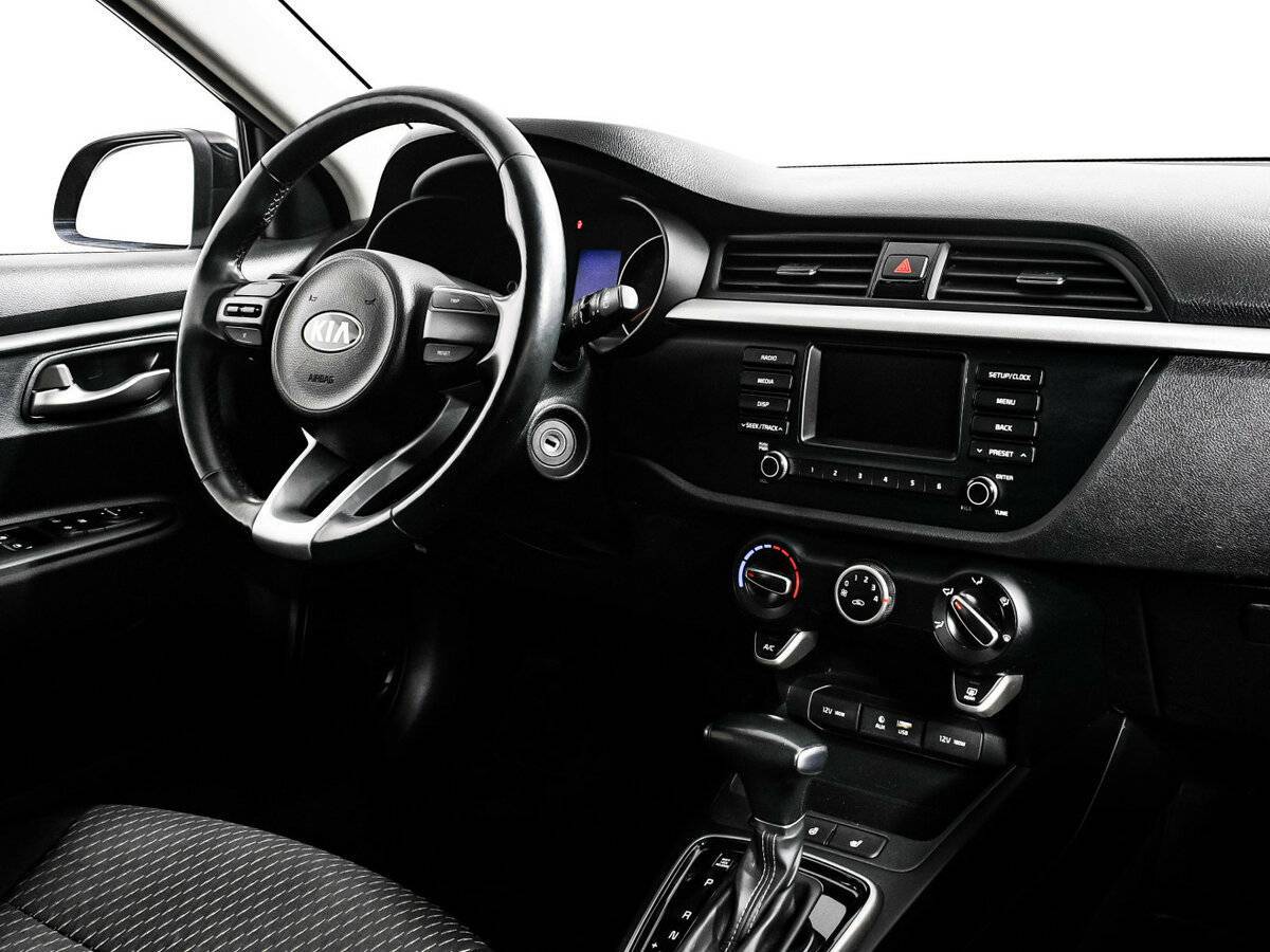 Kia Rio с пробегом — 2018 год. Фото: #8