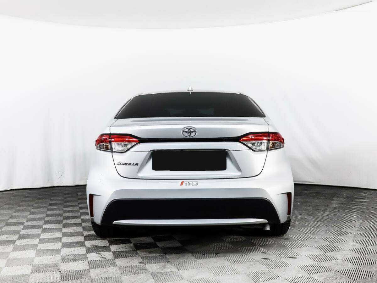 Toyota Corolla с пробегом — 2021 год. Фото: #5