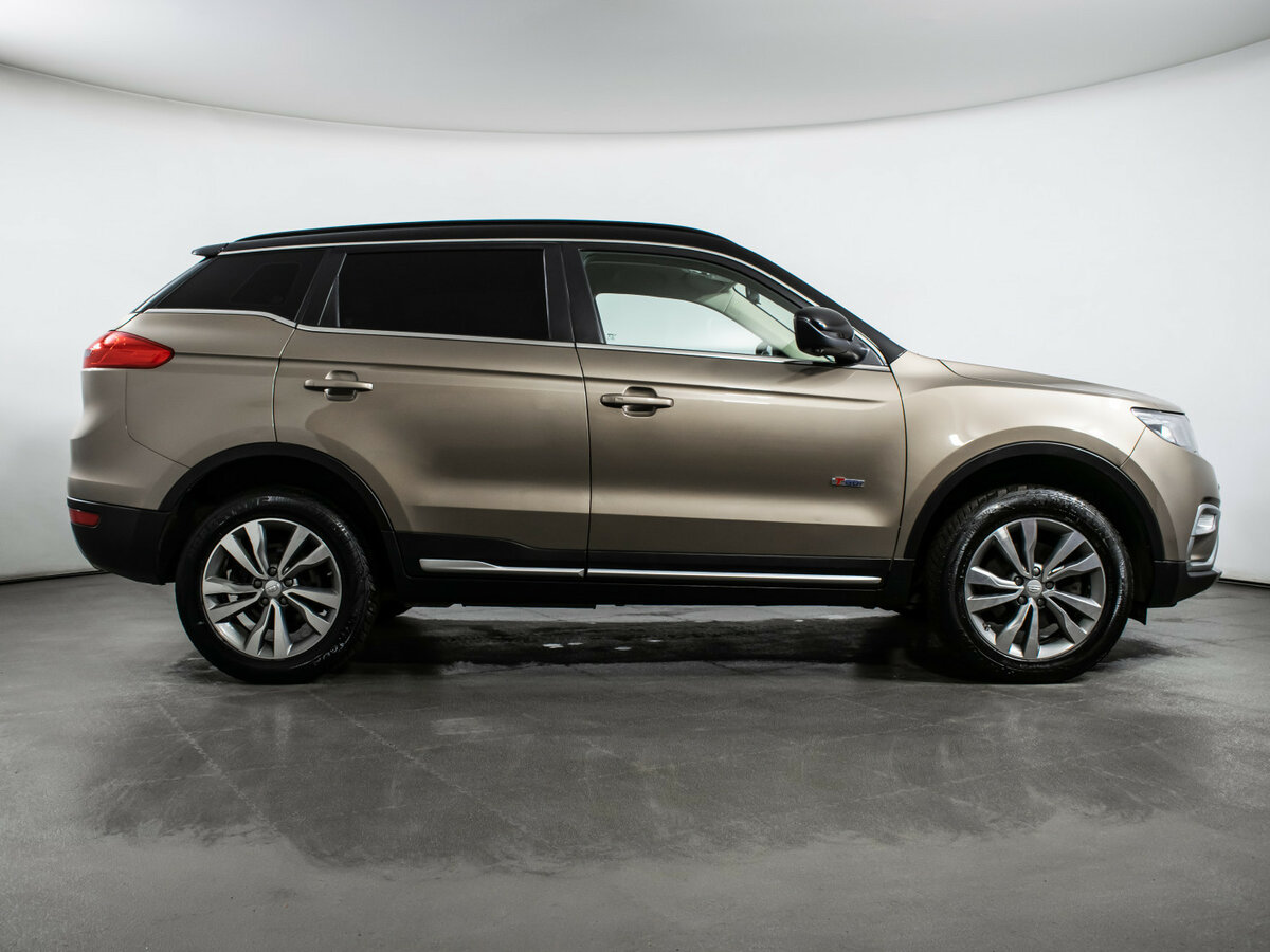 Geely Atlas с пробегом — 2019 год. Фото: #3