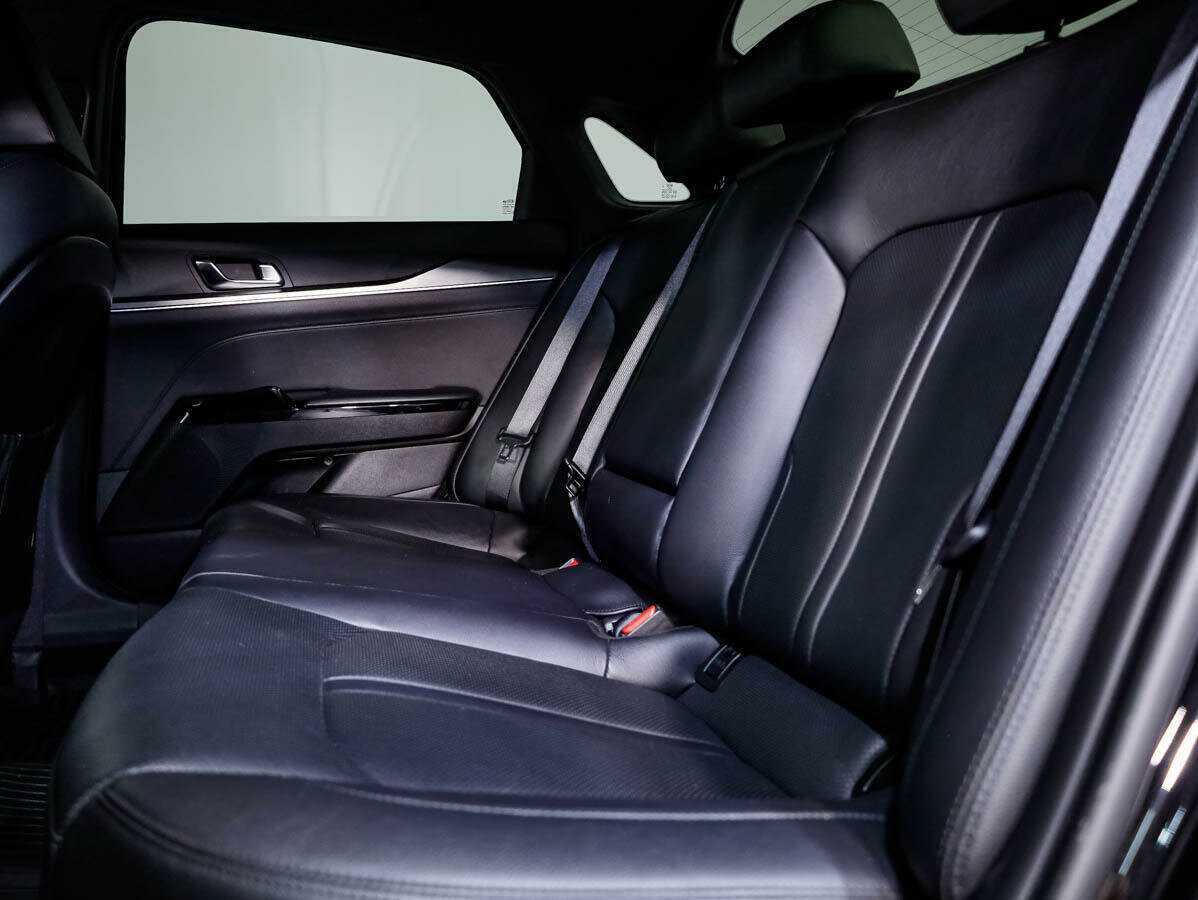 Kia K5 с пробегом — 2020 год. Фото: #11