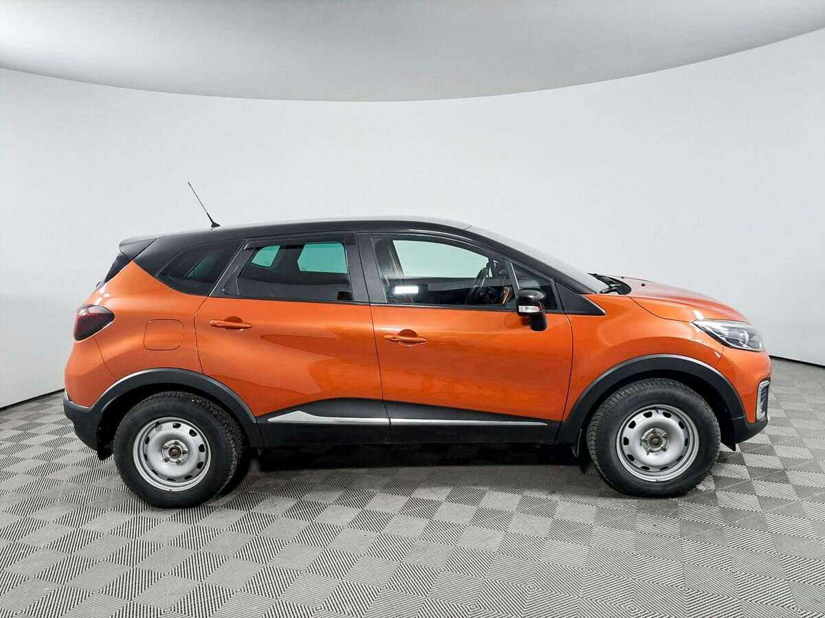 Renault Kaptur с пробегом — 2016 год. Фото: #3