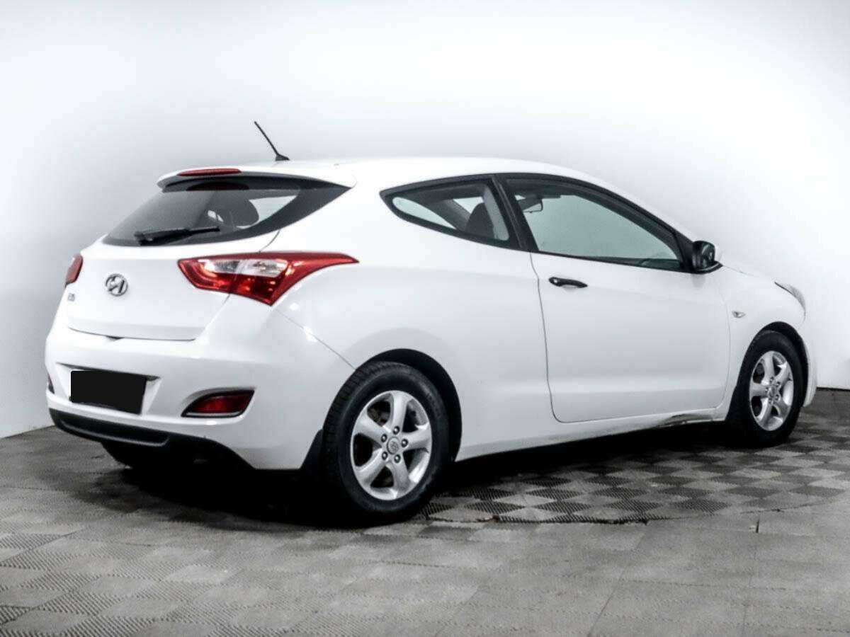 Hyundai i30 с пробегом — 2014 год. Фото: #3