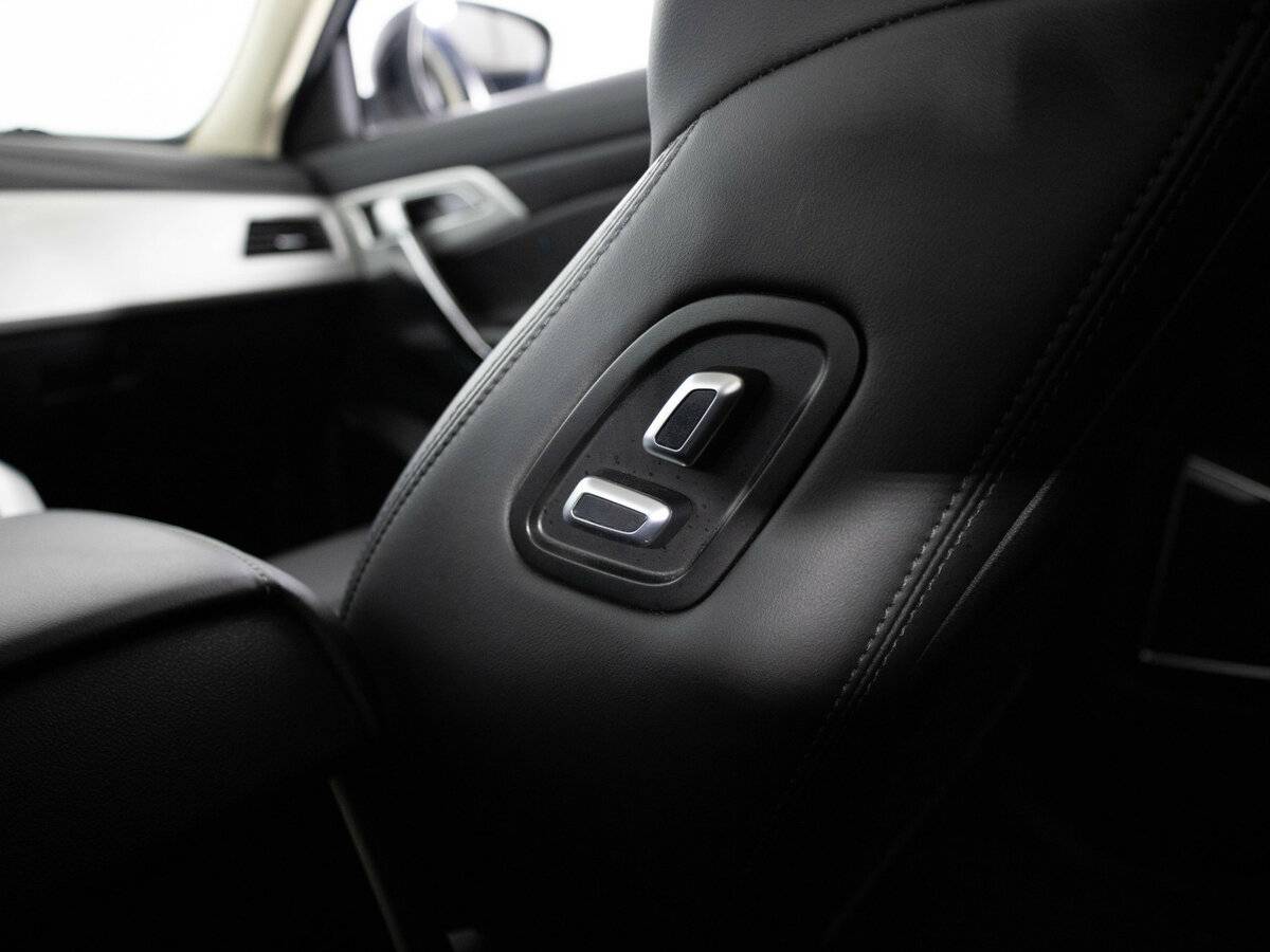 Geely Atlas с пробегом — 2021 год. Фото: #17