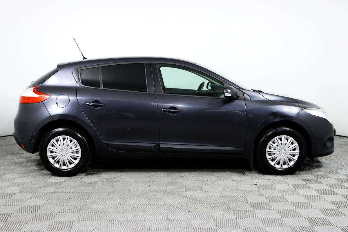 Renault Megane с пробегом — 2012 год. Фото: #3