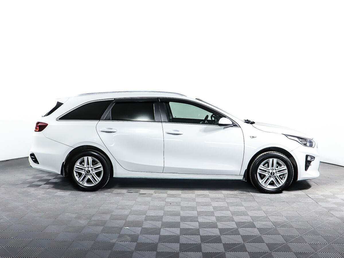 Kia Ceed с пробегом — 2021 год. Фото: #3