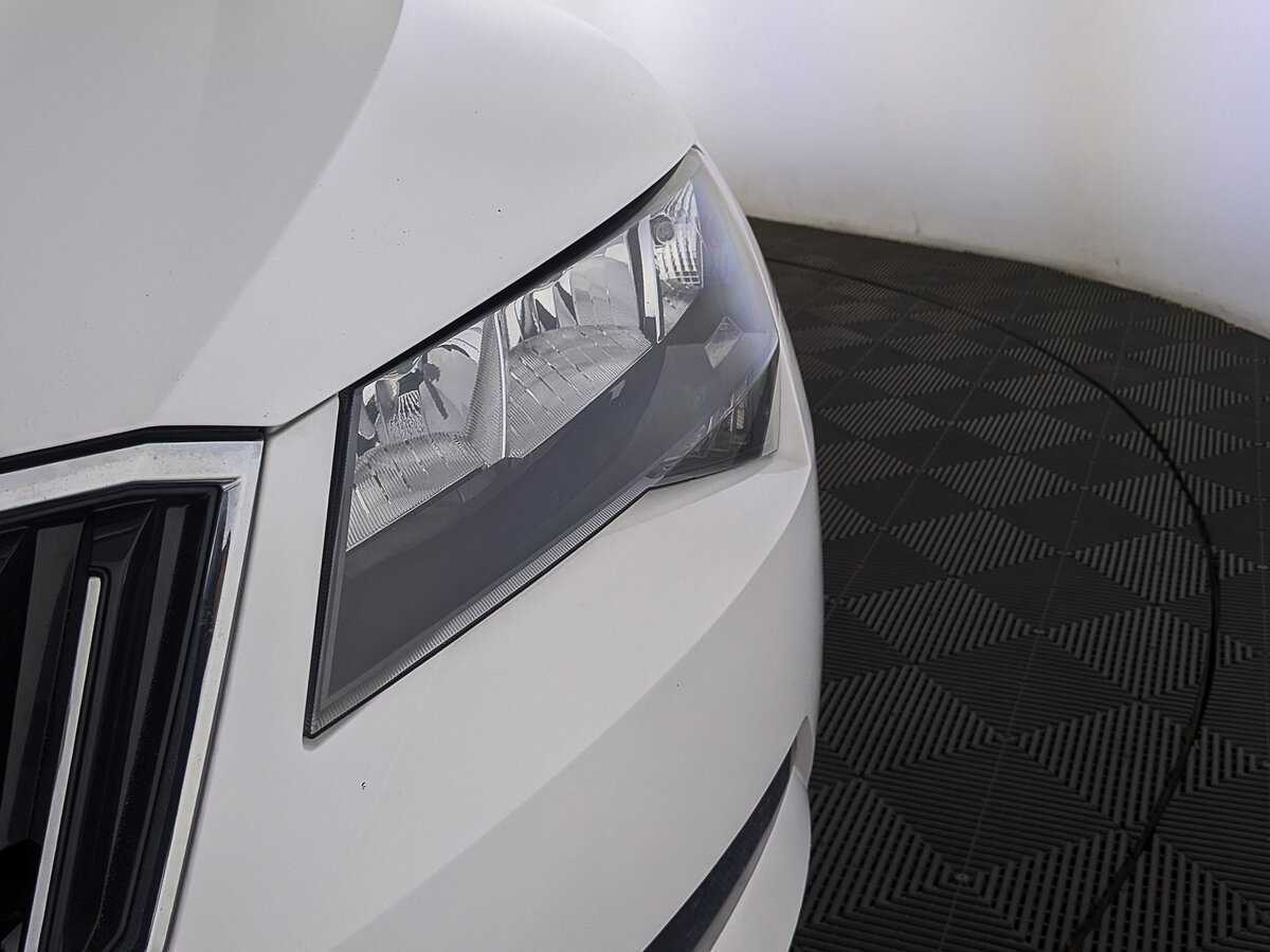 Skoda Superb с пробегом — 2017 год. Фото: #10