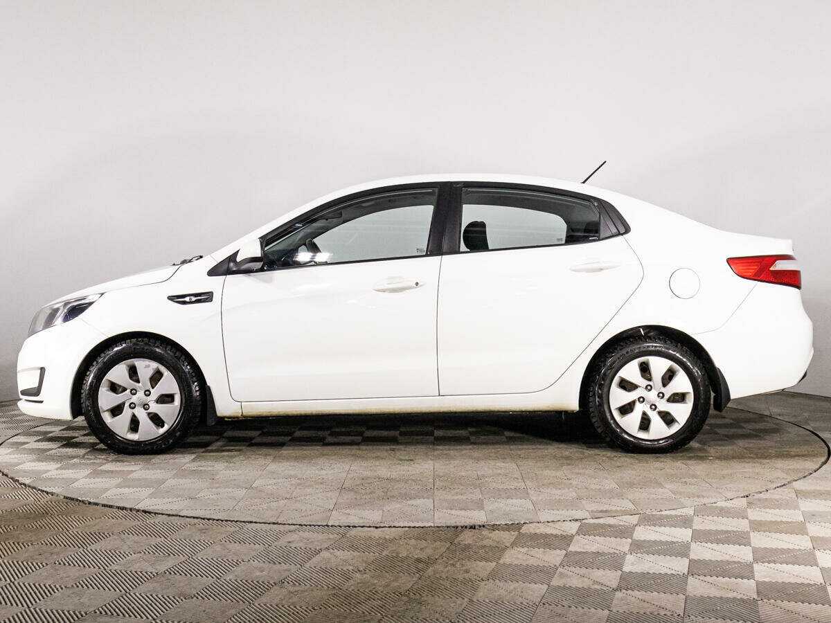 Kia Rio с пробегом — 2014 год. Фото: #7