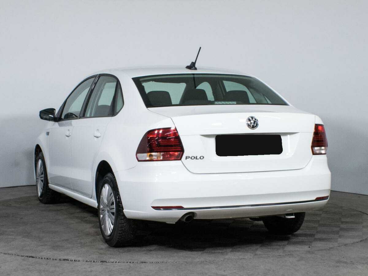 Volkswagen Polo с пробегом — 2020 год. Фото: #6