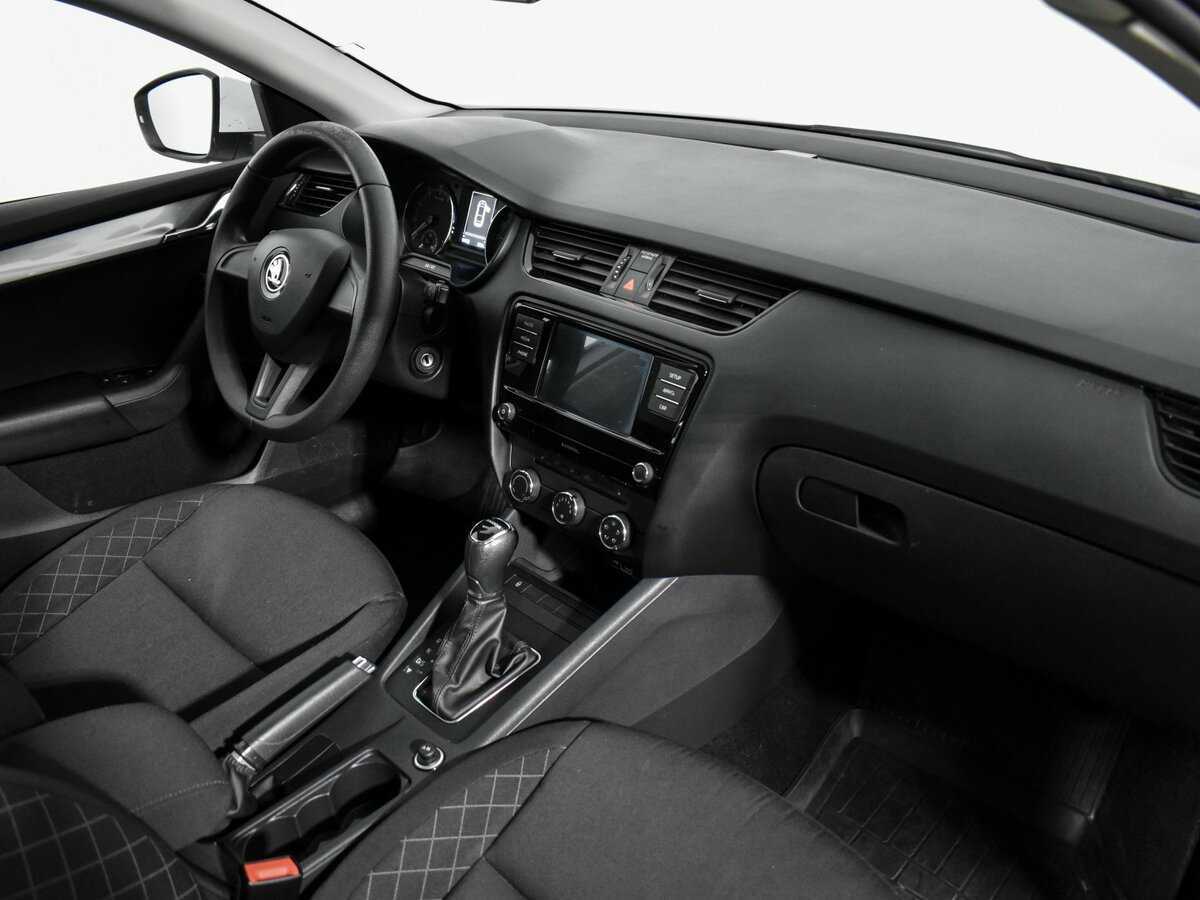 Skoda Octavia с пробегом — 2019 год. Фото: #12
