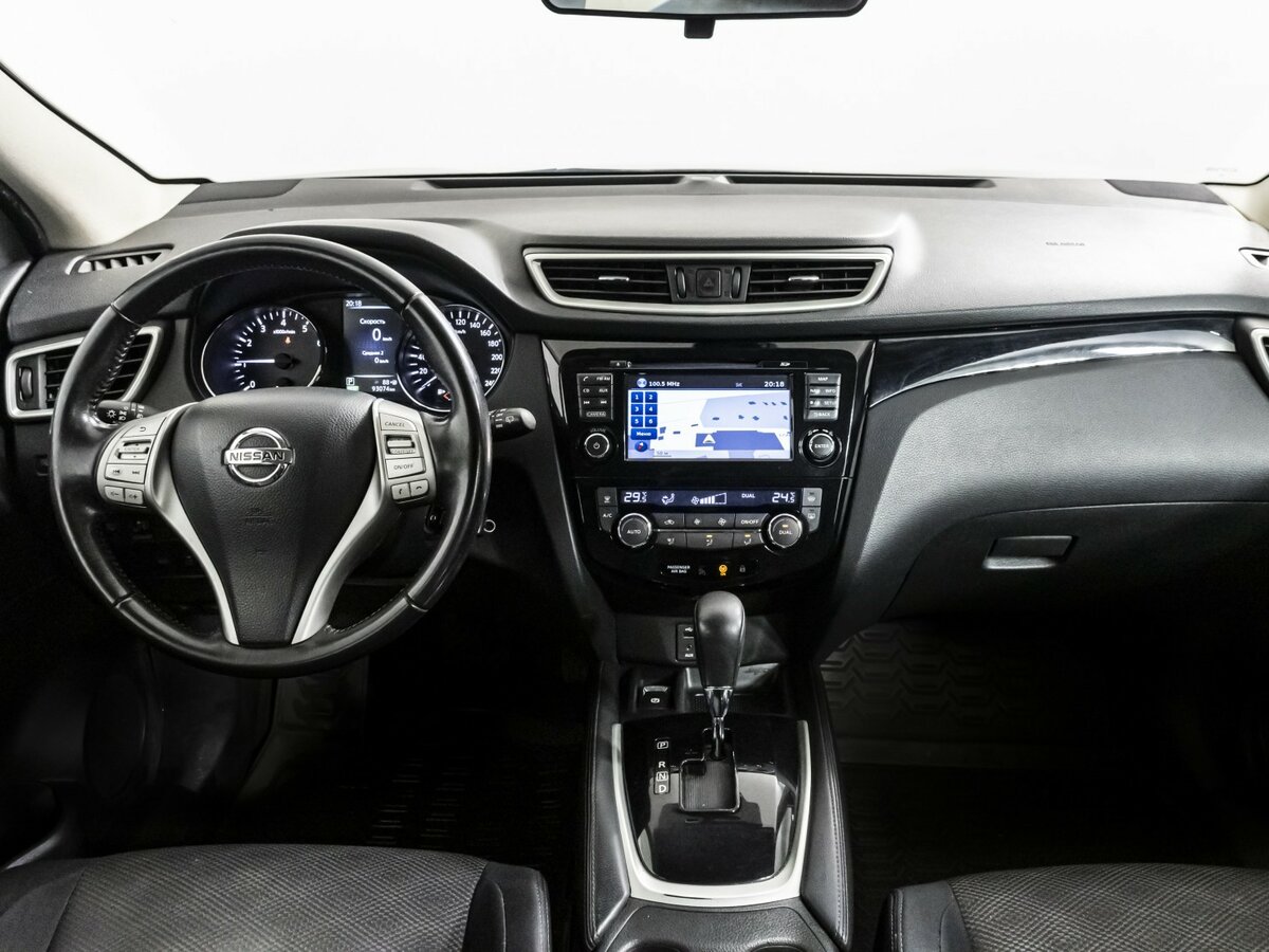 Nissan Qashqai с пробегом — 2015 год. Фото: #10